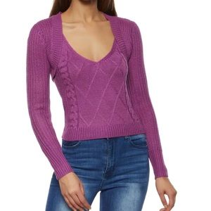 Cardigan
2 Piece Set